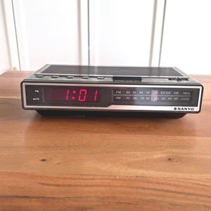 Sanyo Alarm Clock - Etsy