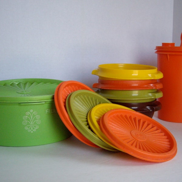 Vintage Tupperware harvest autumn colored bowls storage 1964