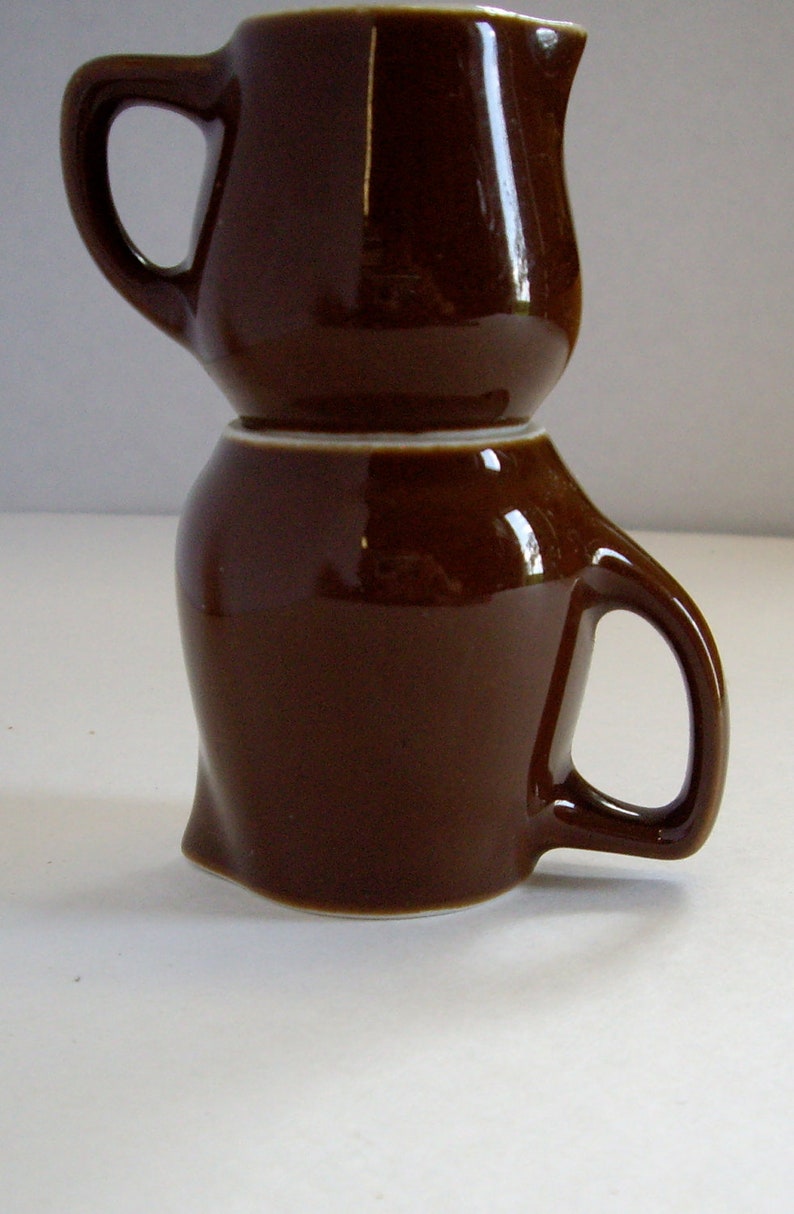 Vintage restaurant creamers brown ceramic pottery large and small 1960 image 2