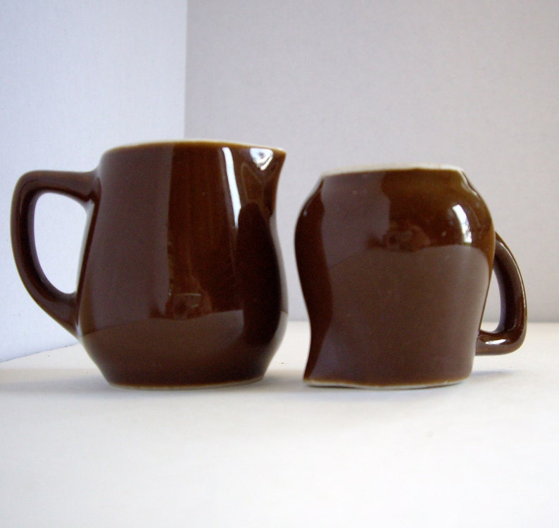 Vintage restaurant creamers brown ceramic pottery large and small 1960 image 1
