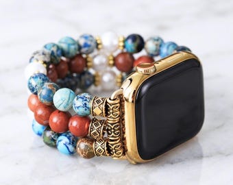 Pulseira para Apple Watch em pedra natural azul com detalhes em pérola, pulseira de contas vermelhas, pulseira boho dourada para smartwatch.
