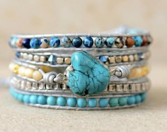 Pulseira turquesa com contas de pedra natural, estilo boho, perfeita para presentear.