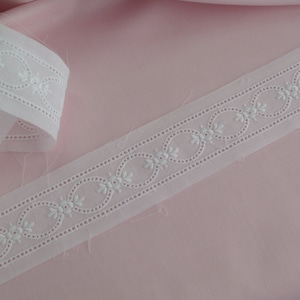 White Swiss Embroidered Insertion / Wedding Ring Swiss Embroidered Insertion / CI100022