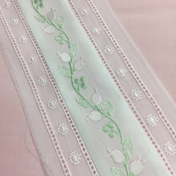 Pink Floral Design on White - Embroidered Swiss Insertion / CI62007