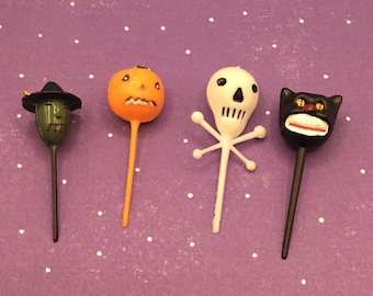 Halloween Cupcake Picks / Vintage Halloween Toppers / Spooky Favorite Deco / Favorite Halloween Party Cupcakes / Witch ghost pumpkin picks