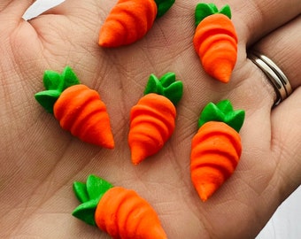 Edible Royal Icing Carrot Decos/ Edible Easter Sugar Pieces/ Easter Carrot Sugar Pieces/ Edible Carrots for Bunny (pack of 12)