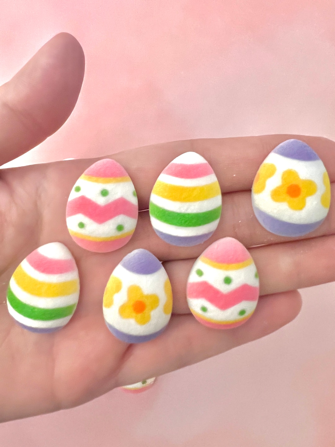 Easter Sugar Eggs 12 / Edible Easter Sugars / Easter Toppers / Sugar