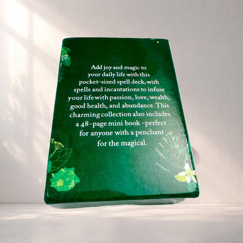 Spell Pocket The Practical Witch’s Spell Deck — 100 Spells for Love, Happiness ...