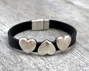 Leather bracelet with hearts details/punk hippie bracelet/gifts for her/boho bracelet/ handmade jewelry