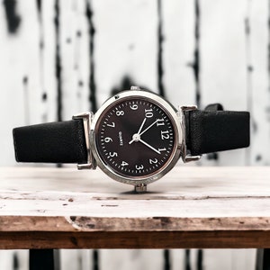 Simple black deals watch womens