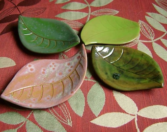 Small Leaf  Ceramic Dish, bowl, catchall, jewelry, ring holder, nature decor, soap dish, candle holder, teabag holder, spoonrest.