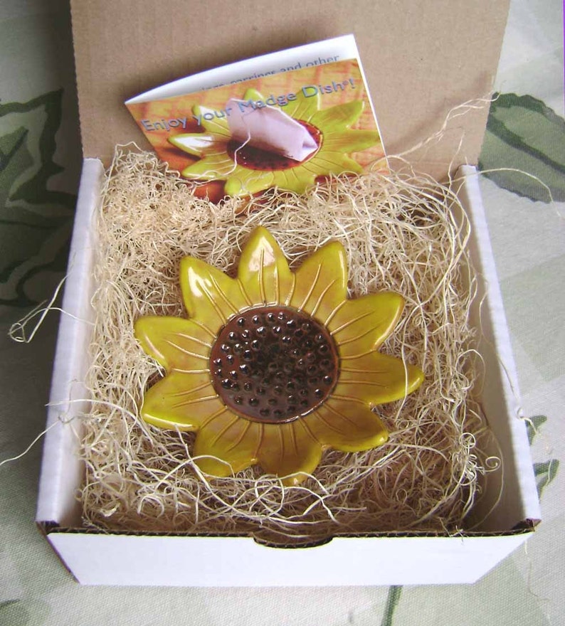 Sunflower Ceramic Dish, small bowl, catchall, jewelry dish, ring holder, home decor, soap dish, candle holder, teabag holder, spoon rest. image 5