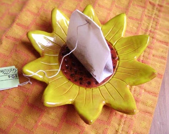 Sunflower Ceramic Dish, small bowl, catchall, jewelry dish, ring holder, home decor, soap dish, candle holder, teabag holder, spoon rest.