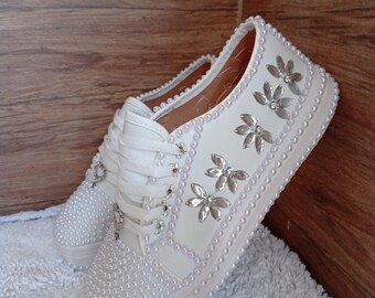 Handcrafted Pearl & Crystal Bridal Sneakers – Elegant Wedding Shoes