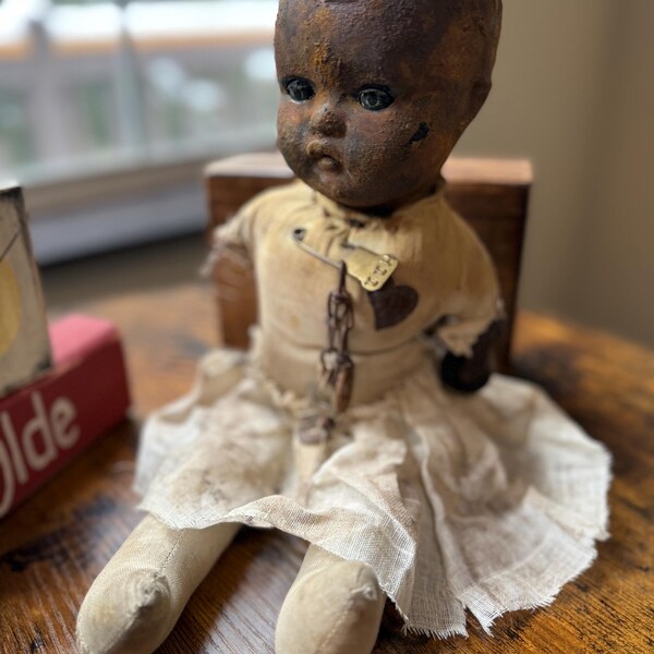 OOAK - Muñeca artística primitiva, curiosa e inusual hecha a mano con piezas antiguas
