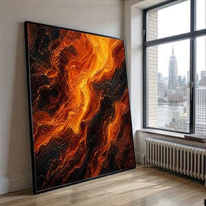 Può includere: Una grande opera d'arte murale rettangolare in una sottile cornice nera con un dipinto astratto strutturato caratterizzato da motivi vorticosi di nero profondo e colori arancione e giallo vivaci che ricordano la lava.