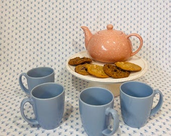 Tea Lover Pink Speckled Tea Pot and Set of 4 Blue Mugs