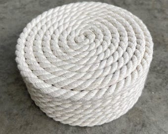 Scratching post cap