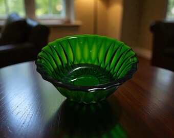 Vintage Emerald Green Pressed Glass Bowl With Scalloped Rim