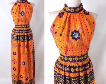 Amazing 60s 70s Boho Ethnic Border Flower Print Sleeveless Maxi Dress, Sexy Front Slits. Hawaiian Tiki Party Luau Gown XS
