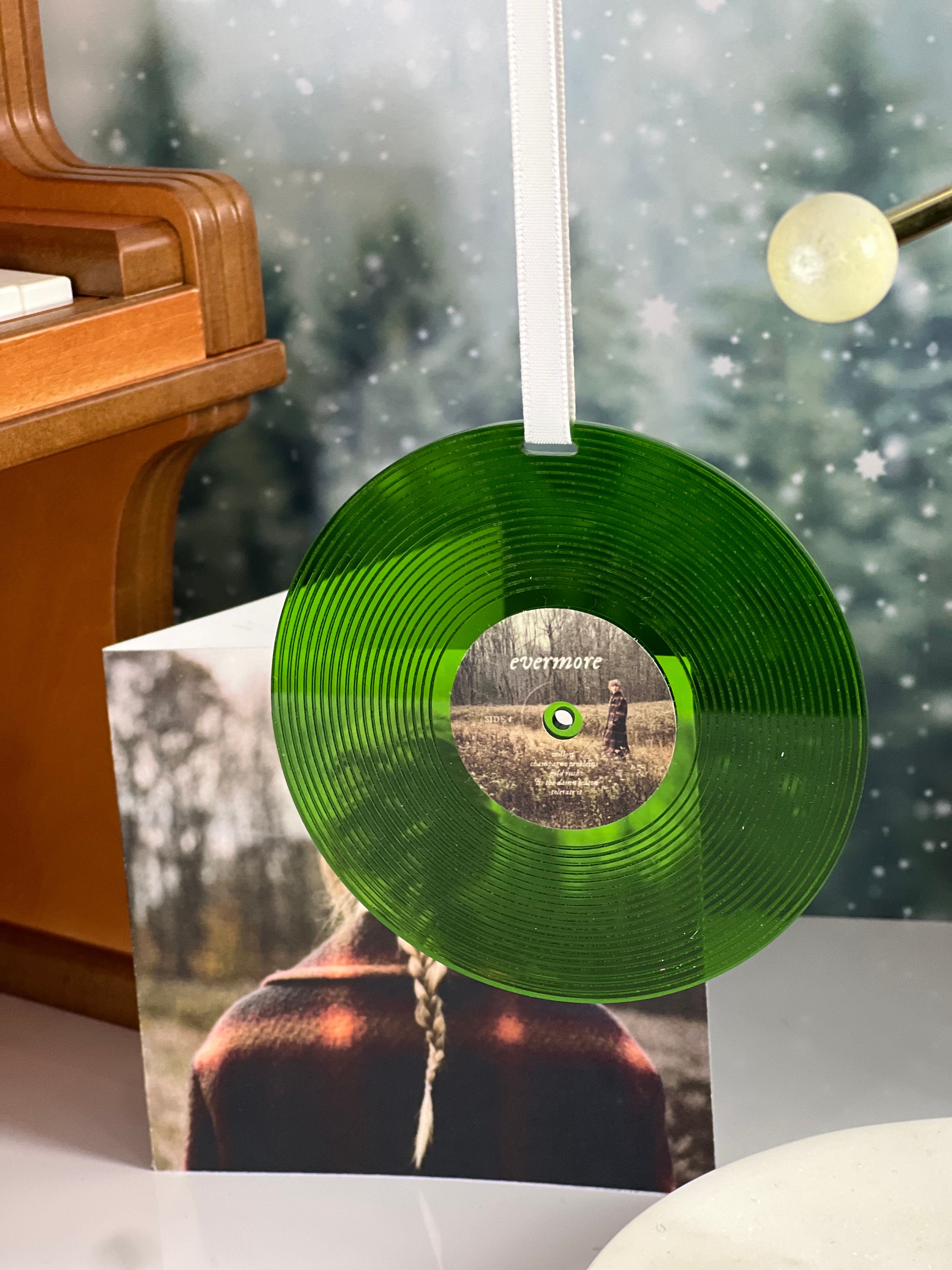 Taylor Swift -Exclusive Colour Vinyl- Evermore Green Vinyl