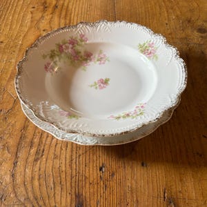 Vintage Porcelain Dinnerware Set – 10 Pieces –  1920s–1940s