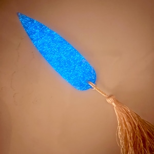 Sparkling Glow in Dark 3D-printed Demon Hunter–inspired Zoey’s Throwing Knife toy