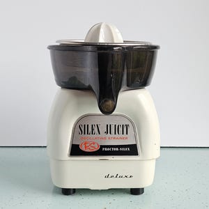 Silex Juicit Deluxe Citrus Reamer/Juicer | Mid Century Modern | Vintage Kitchen Appliance