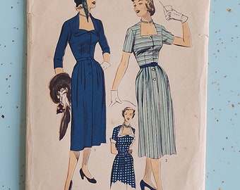 Advance 5689 Size 12 Bust 30 Dress 1950s Sewing Pattern
