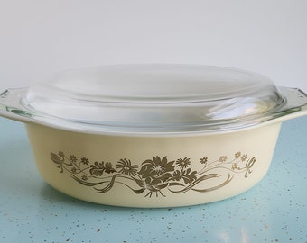 Pyrex 045 Golden Wildflower Bouquet Promo Lidded Oval Casserole 2.5 Quart