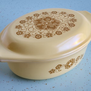 Pyrex Promo 043 Kim Chee Lidded Oval Casserole 1.5 Quart | Vintage Pyrex | MCM Kitchen