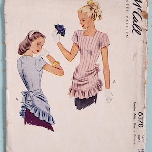 McCall&#39;s 6370 Size 15 Bust 33 1940s Ruffled Bustle Blouse Sewing Pattern