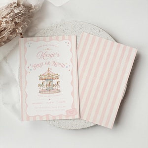 Può includere: Un biglietto d'invito rettangolare con bordo a righe rosa e bianche, con un'illustrazione di una giostra e il testo Come One, Come All, Margo's First Go Round, Saturday, June 14, 2:00 PM, 125 Carousel Ln, Party City, CA.