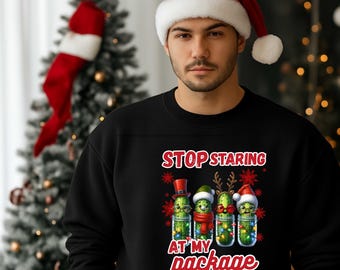 面白いクリスマスピクルスPNG | 私のパッケージをじっと見ないでくださいTシャツのデザイン