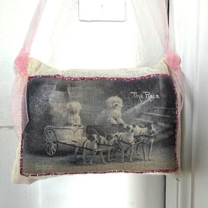 Bolsita - Carro de perro y carreta - Lavanda francesa - Adornado con purpurina líquida rosa