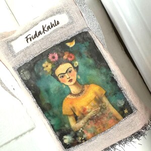 Bolsita Frida Kahlo - rellena de lavanda francesa.