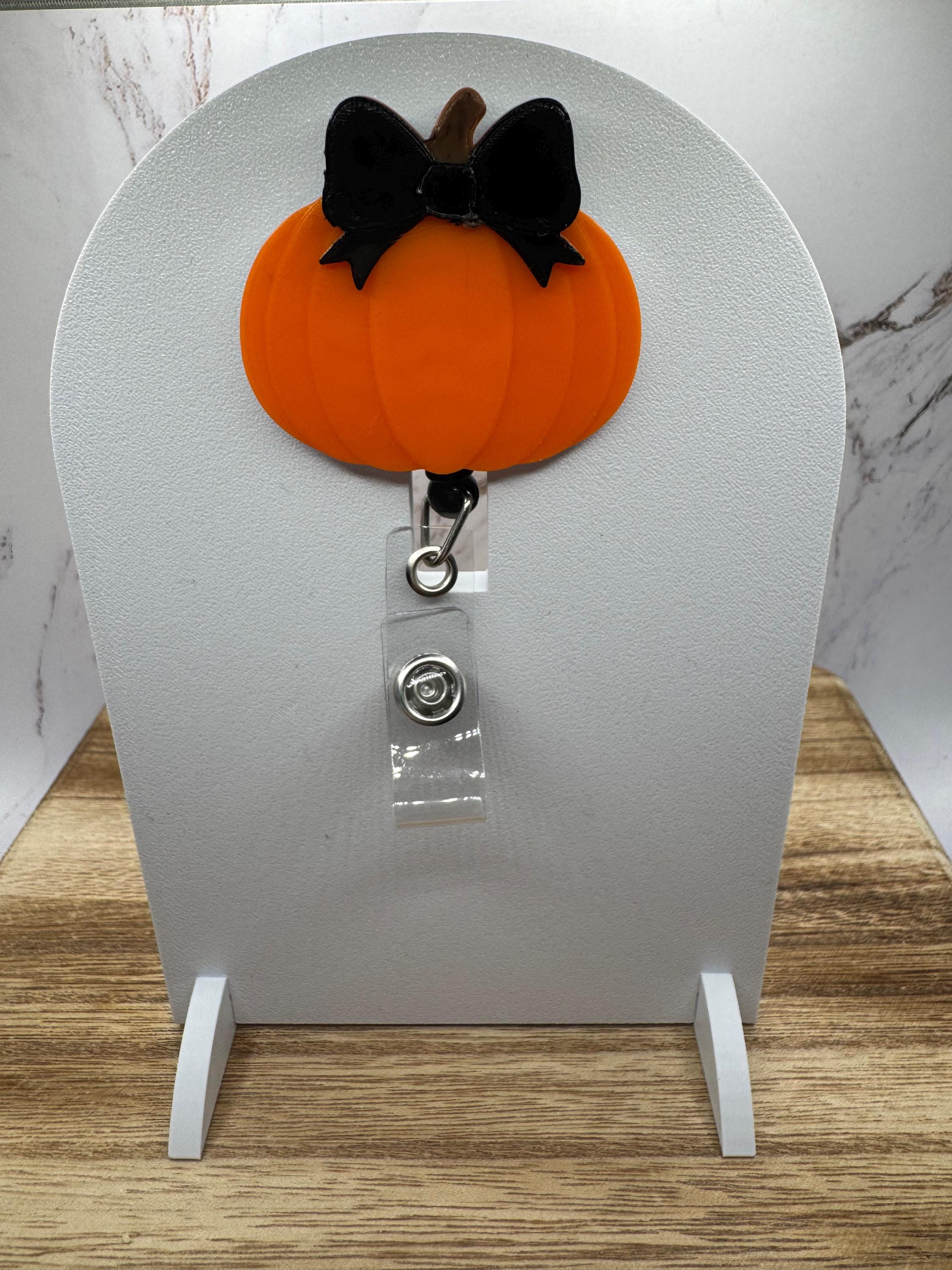3D Printed Badge Reel – Custom Retractable ID Holder in a Variety of Designs - Thumbnail 2