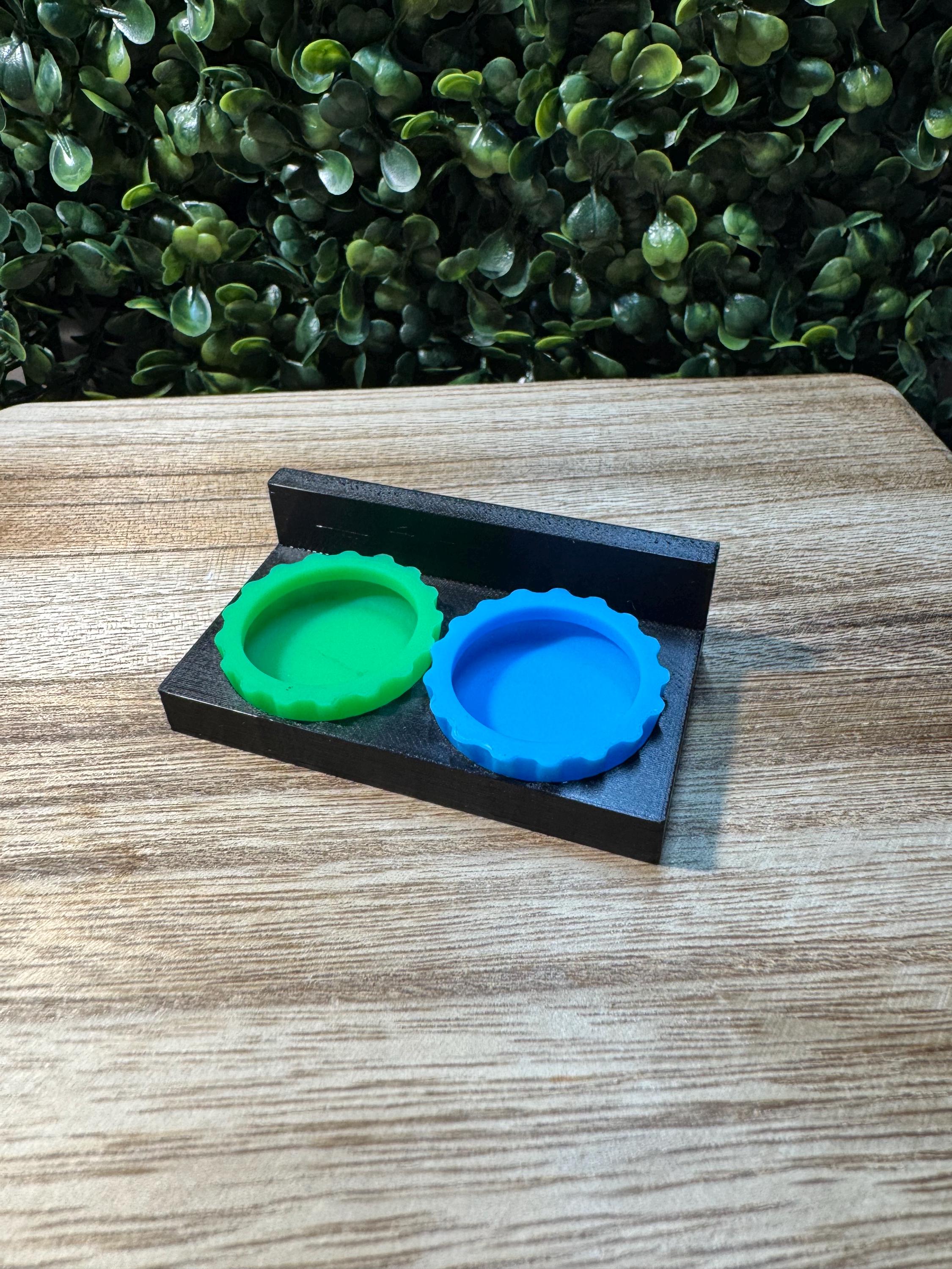 Magnetic Reptile Feeder Cup Holder with 2 Cups | Double Feeding Dish for Geckos, Lizards & Exotic Pets - Thumbnail 2