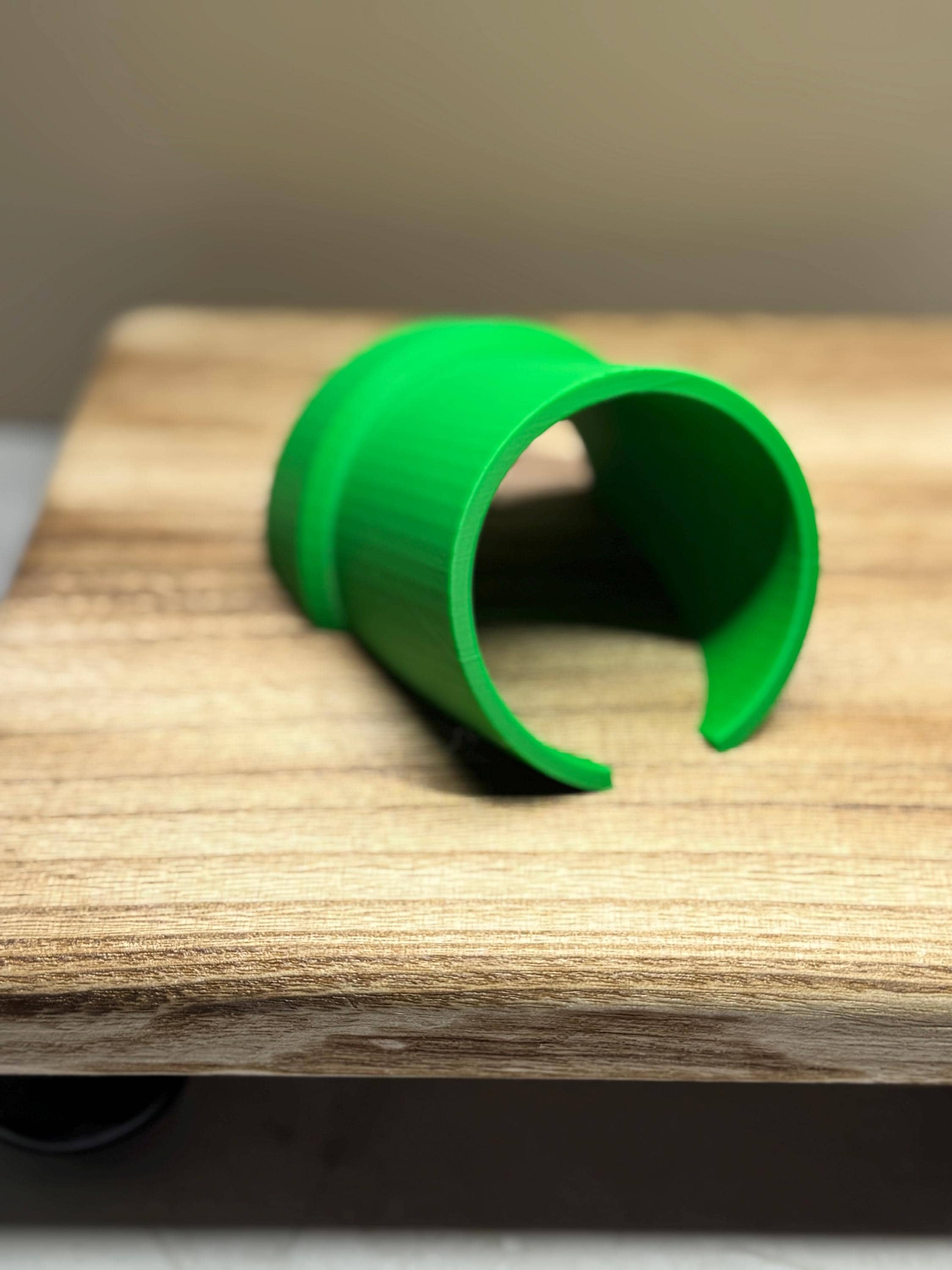 Spider Tunnel Hide | 3D Printed Reptile & Tarantula Hideout | Small Reptile or Invertebrate Enclosure Accessory - Thumbnail 3