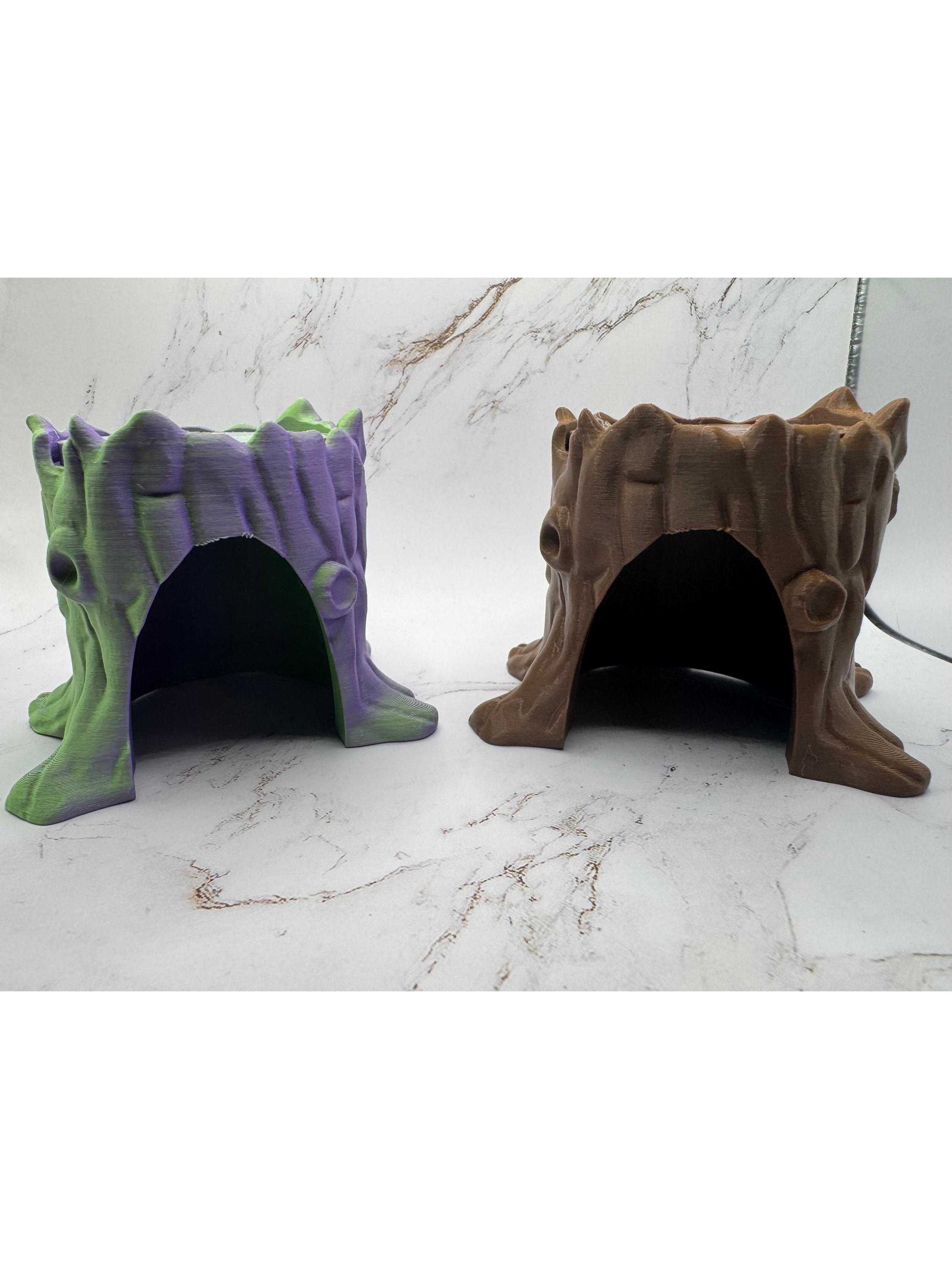 Tree Hide with Lid for Small Reptiles & Spiders - Thumbnail 2