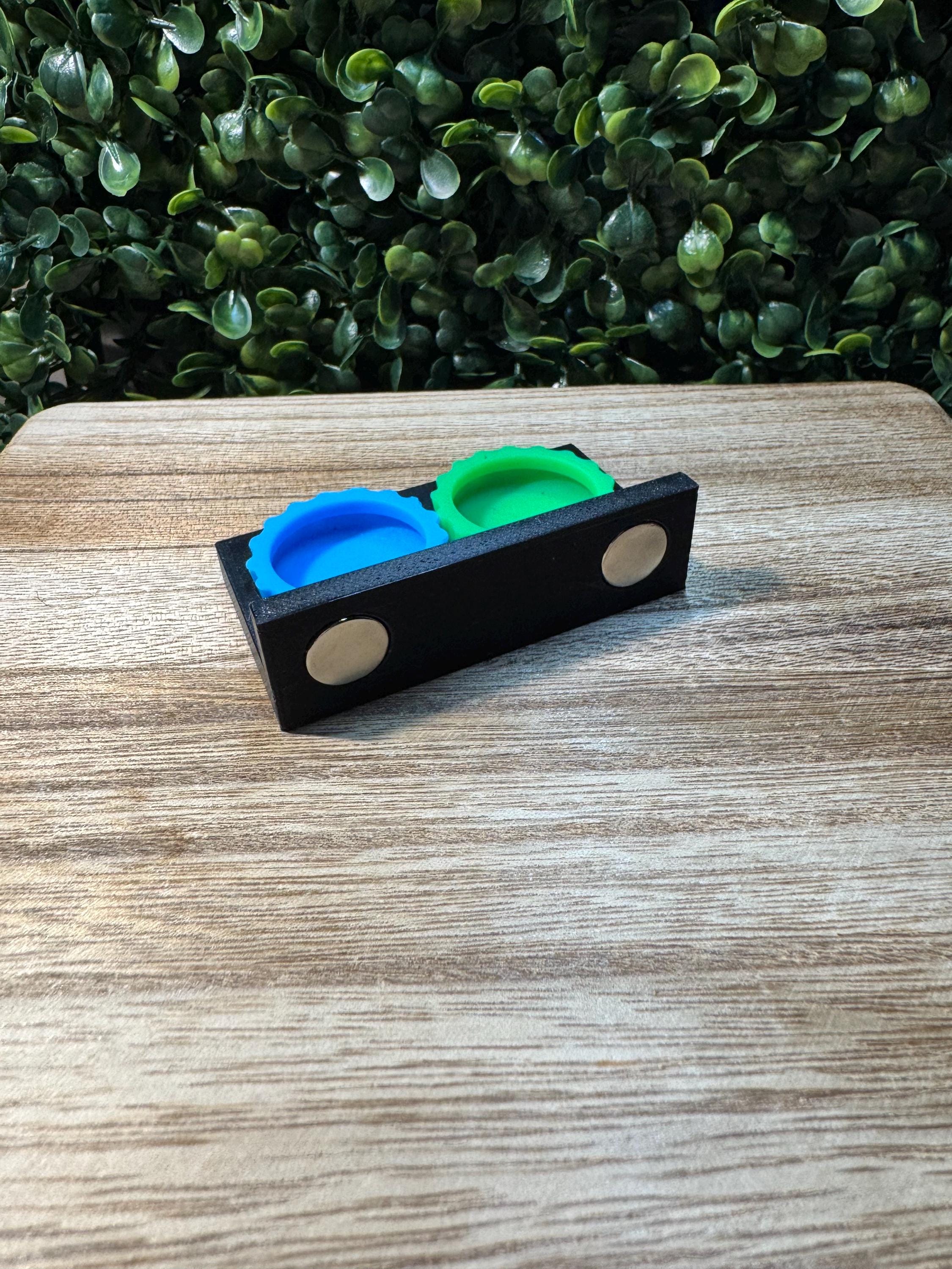 Magnetic Reptile Feeder Cup Holder with 2 Cups | Double Feeding Dish for Geckos, Lizards & Exotic Pets - Thumbnail 3