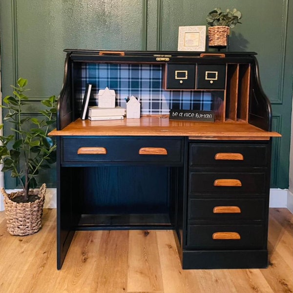 SOLD** Vintage roll top desk