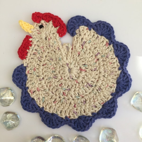 Chicken Table Decor, Chicken Potholder, Chicken Hot Pad, Natural Color Kitchen Decor, Blue Trimmed Kitchen Decor, Country Decor