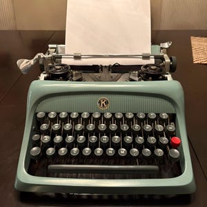 Underwood Olivetti Lettera 32 Typewriter | Seafoam Green | Made in Spain | With Case | As-Is Repair