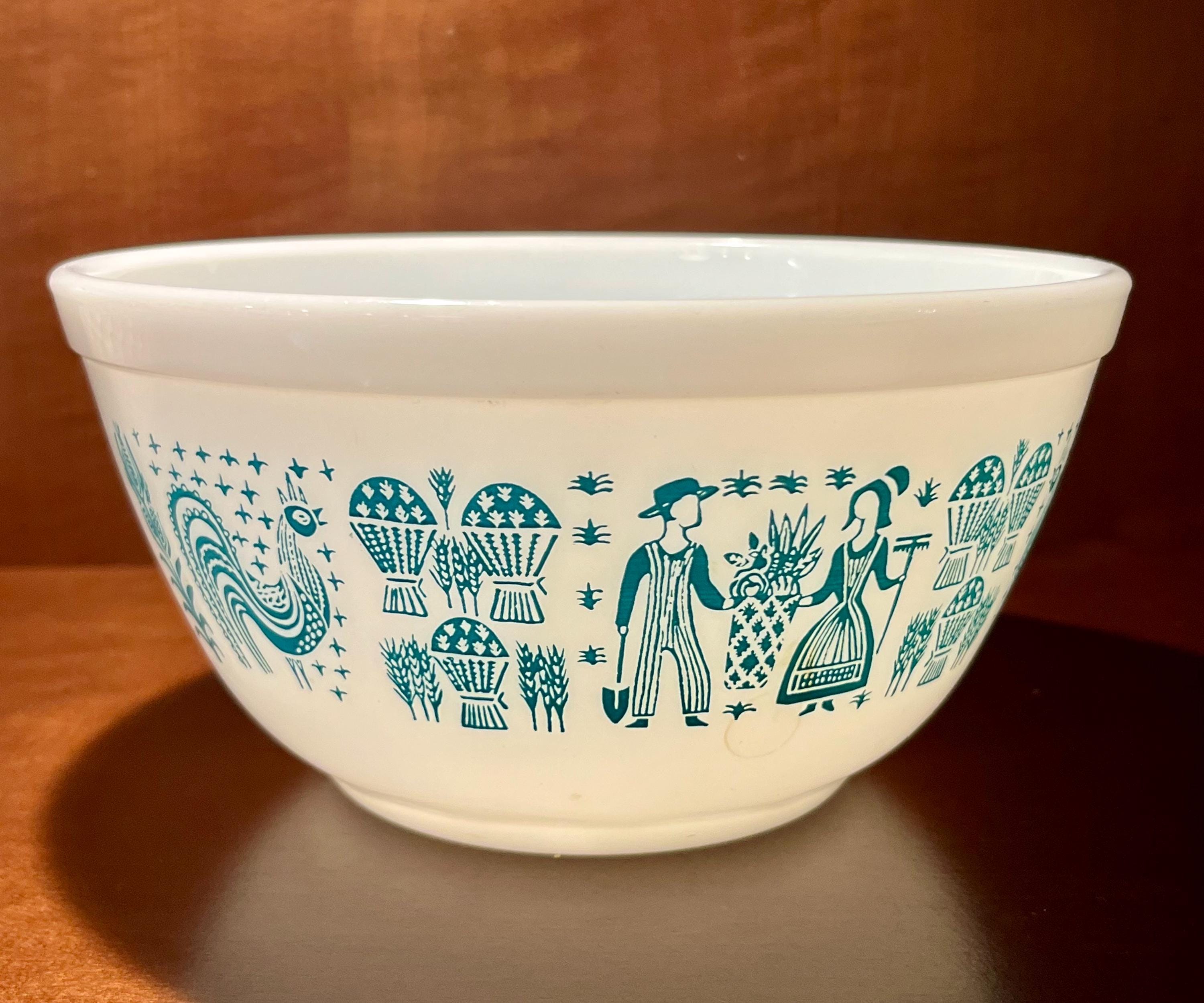 Vintage Pyrex Butterprint 402 Mixing Bowl – 1.5 Quart – Turquoise Amish ...