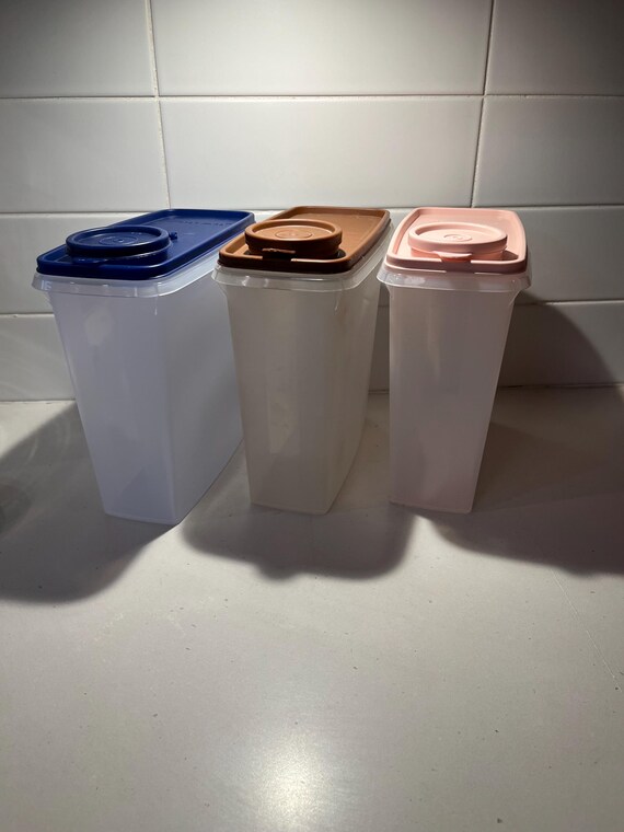 hunde fahrradanhänger testbericht TRIXIE Hunde-Fahrradanhänger reflektierend – bis 15 kg, 40 x 40 x 60 cm Wähle deine Größe:3 Etagen - 144 Fächer brand_trek Wie unterscheidet sich ein