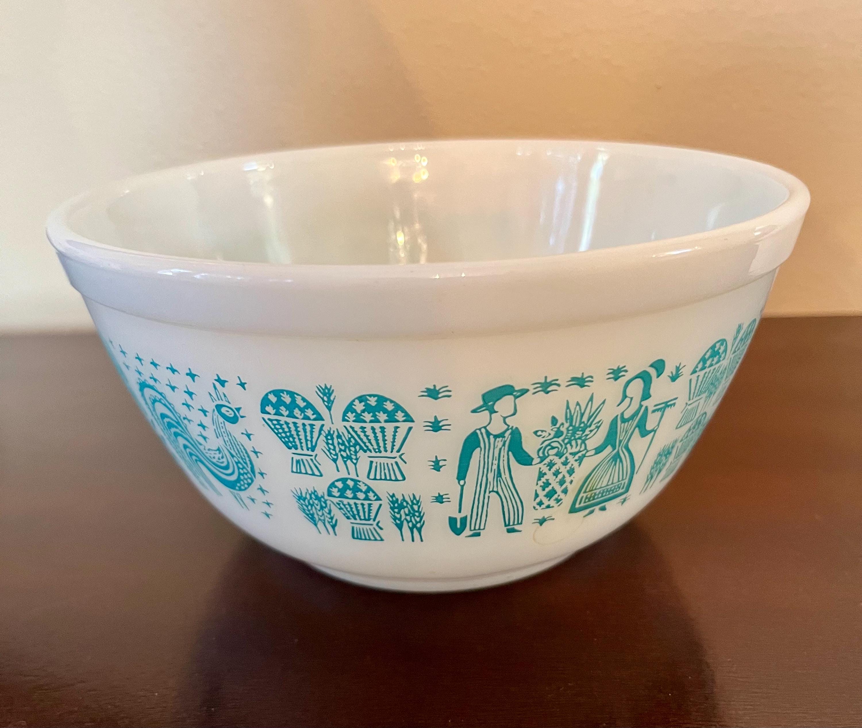 Vintage Pyrex Butterprint 402 Mixing Bowl – 1.5 Quart – Turquoise Amish ...