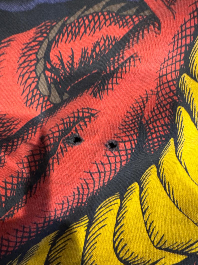 Camiseta negra Aop del dragón azul líquido de los 90 (talla XL) imagen 5