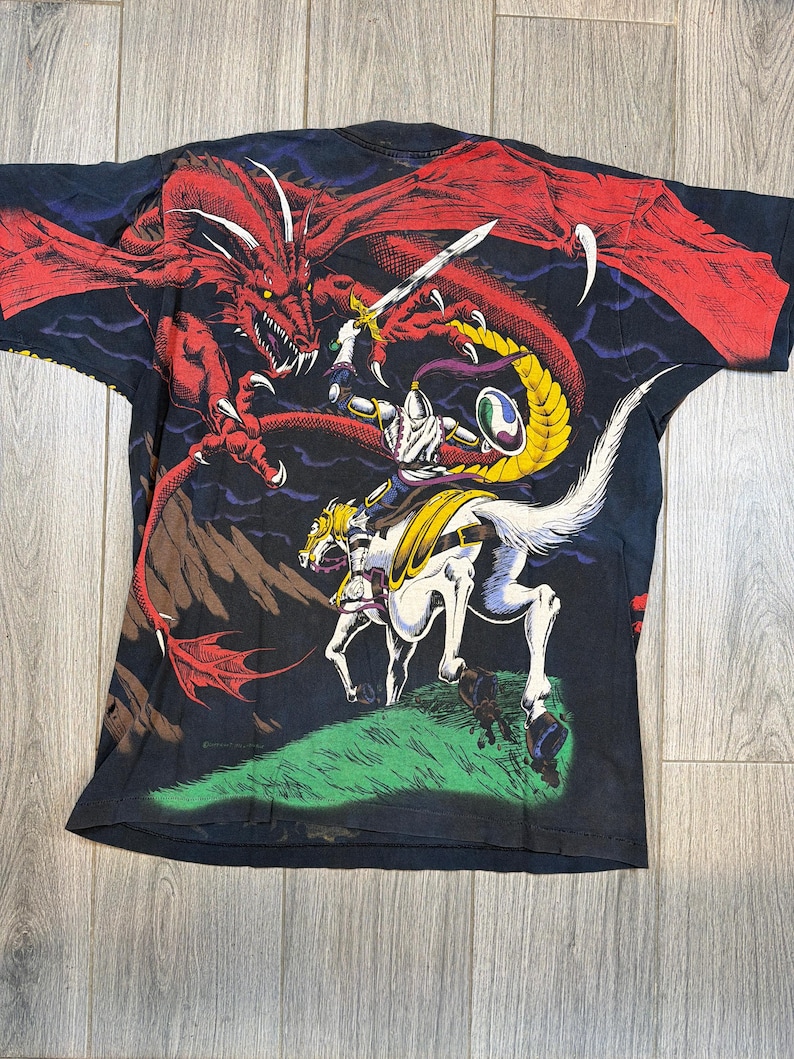 Camiseta negra Aop del dragón azul líquido de los 90 (talla XL) imagen 3