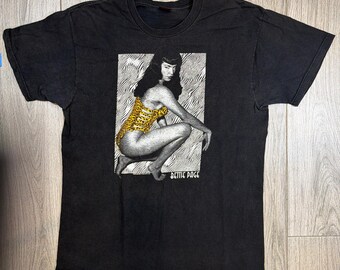 Vintage 90s Fashion Victim Bettie Page Bondage Graphic T-shirt 